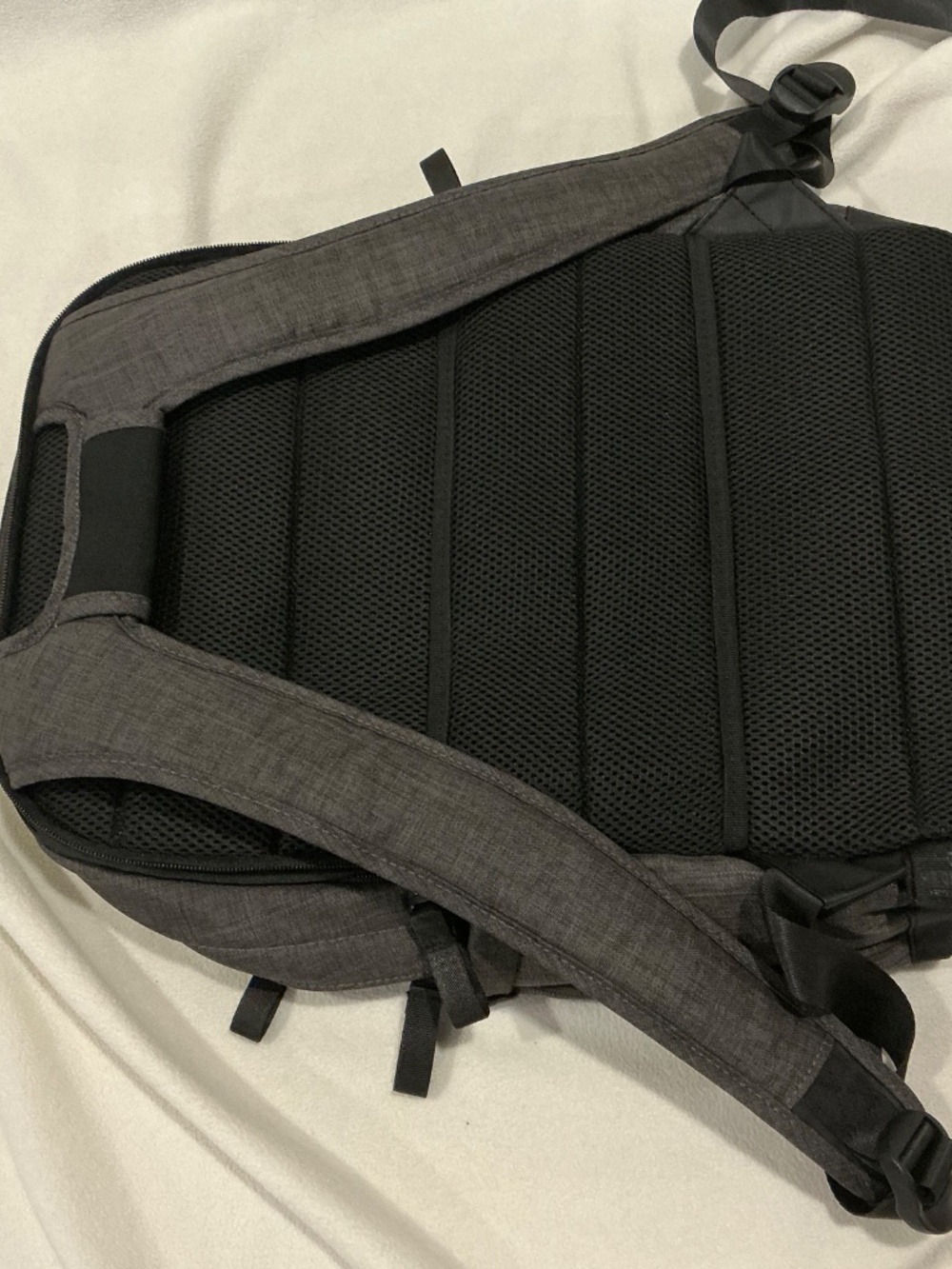 Heritage Computer and Tablet Backpack - Picture 2 of 3